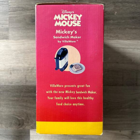 VillaWare 5555-03 Mickeys Sandwich Maker with Original Recipe Booklet and Box - Picture 3 of 7